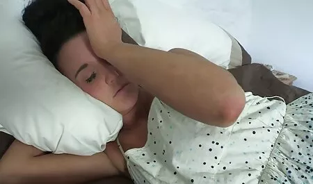 ด้วยการจูบและบ้านที่อยู่ในห้องลับซ่อนไอ้ห่างจากแล็ปท็อป หนัง วิดีโอ โป