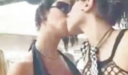 ผู้หญิงในห้องครัว reassured ดูเซ็กส์ วิดีโอ เอ็กซ์ ฟรี
